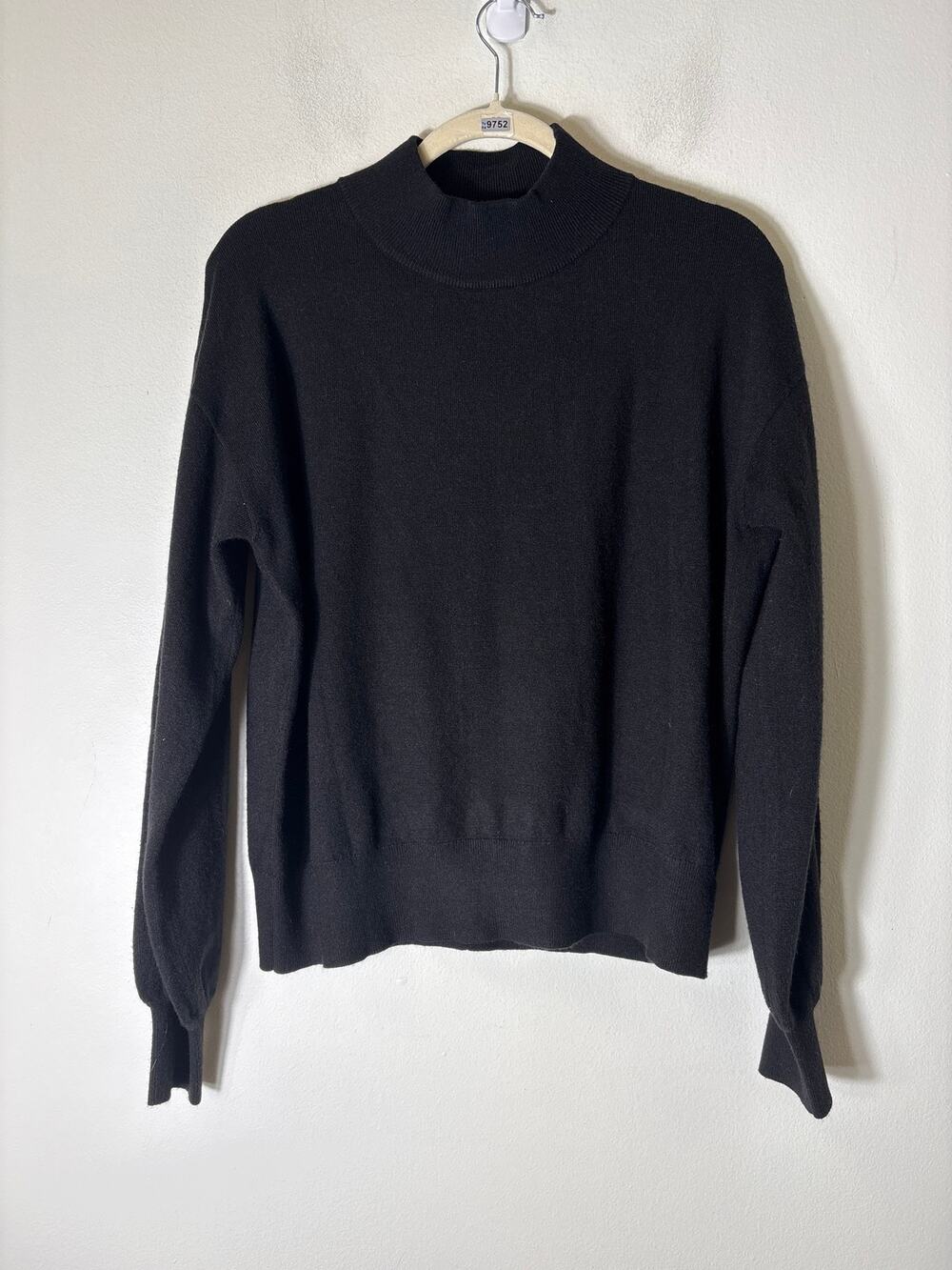 The Drop Black Long Sleeve Mock Neck V-Back Sweater Sz L
